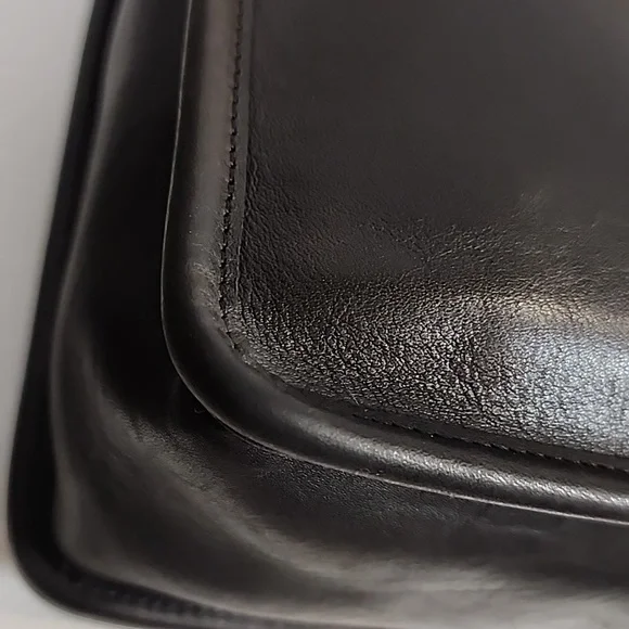 SOLD Vintage Coach Black/Brass Willis #9927 - Picture 14 of 17